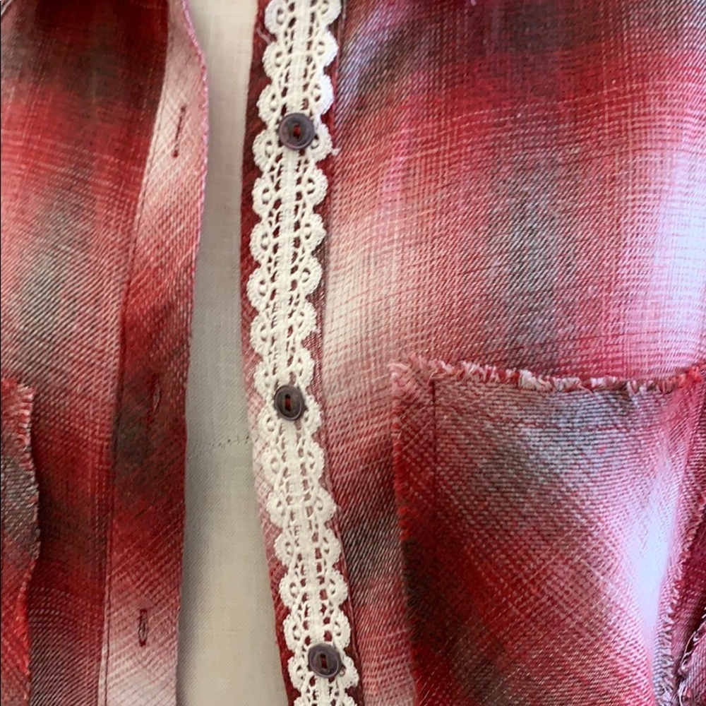 POL plaid button down top - Picture 4 of 5